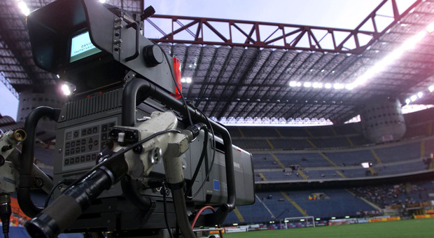 Mediapro, caos diritti Tv: il tribunale di Milano annulla il bando, la serie A rischia di partire senza copertura