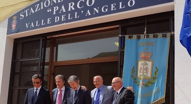 Inaugurata nel più piccolo paese del Cilento la prima caserma d'Italia dei Carabinieri Forestali