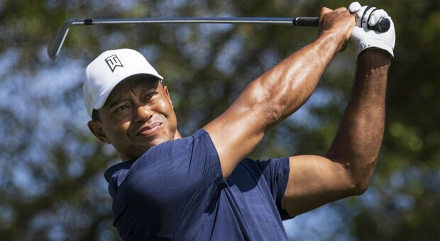 Woods rientra dopo l'incidente: «Giocherò il Masters e voglio vincere»