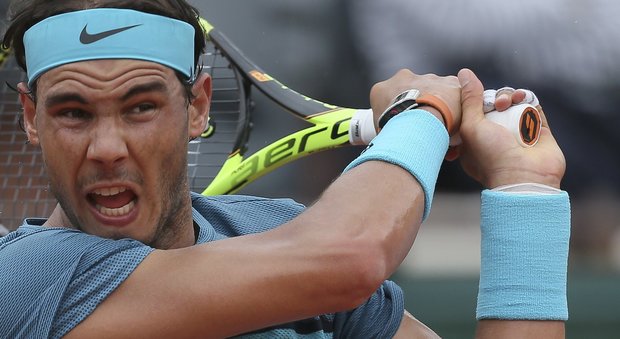 Roland Garros, colpo di scena: Nadal si ritira per un problema al polso sinistro
