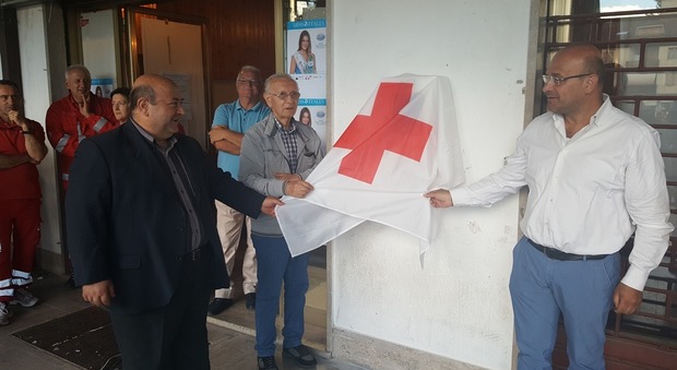Frosinone, defibrillatore donato dalla Croce Rossa: lo strumento salvavita per la comunità degli Altipiani