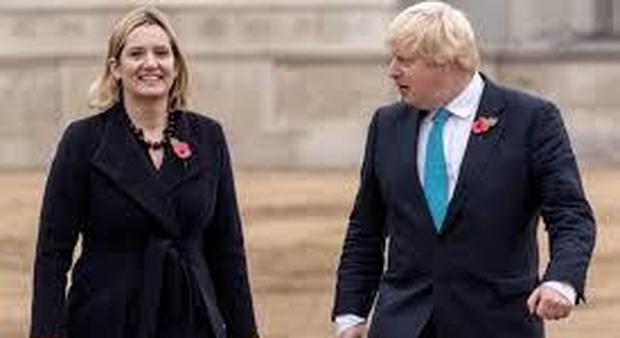 Brexit, si dimette il ministro del Lavoro Alber Rudd: Johnson sempre più in difficoltà