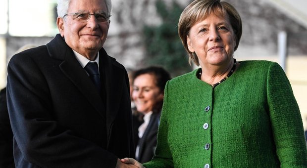 Mattarella a Berlino: «L'Ue non è un comitato di affari». Merkel: bene stile pacato di Conte