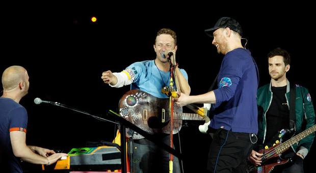 Coldplay, per i 20 anni di carriera ecco il documentario celebrativo A Head Full of Dreams