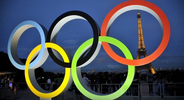 Parigi, dopo le Olimpiadi vuole l'Expo 2025: un globo gigante per fare il giro del mondo virtuale