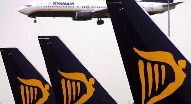 Ryanair fa dietrofront: "Riconosceremo i sindacati dei piloti". Oggi aerei a terra per lo sciopero del personale
