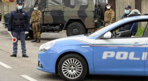 immagine Milano, grigliata, birra e musica a tutto volume: la polizia blocca la festa clandestina in casa