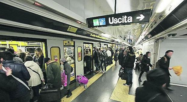 Trasporti non stop a San Silvestro aperte funicolari e metropolitana