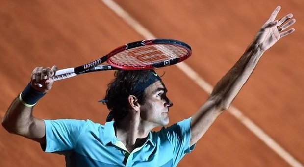 Roger batte Wawrinka e spaventa Djokovic: Federer verso il suo primo titolo al Foro