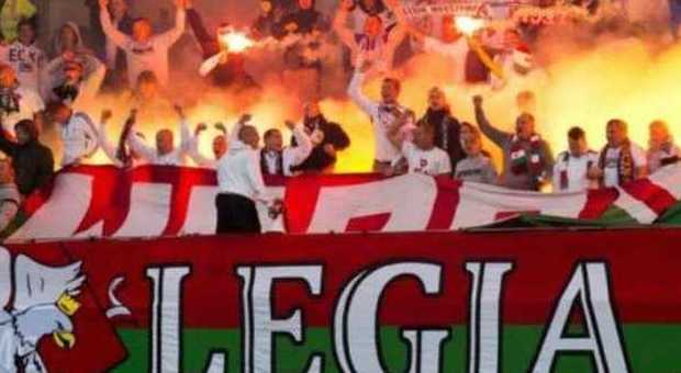 Allerta ultrà per Napoli-Legia: 800 tifosi in arrivo da Varsavia