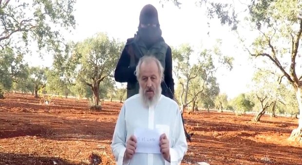 Siria, nuovo video di Sergio Zanotti, rapito un anno fa da Al Qaeda