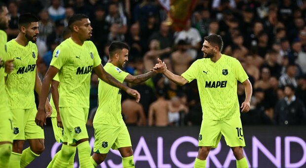 Sassuolo-Juventus 4-2, che crollo al Mapei: Berardi show e serata da incubo per Szczesny e Gatti