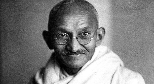 Quando Gandhi scrisse a Hitler: «Caro amico, non abbiamo dubbi sulla tua devozione per la patria»