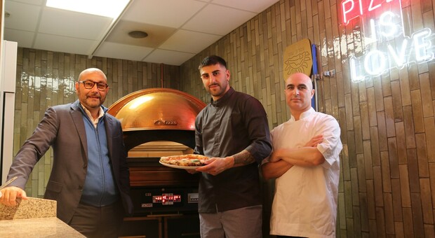 L'ex ragazzo di Scampia: «Porto Napoli in Francia con i nostri pizzaioli doc»