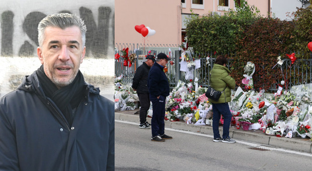Gino Cecchettin, papà di Giulia, e i messaggi davanti alla casa di Vigonovo