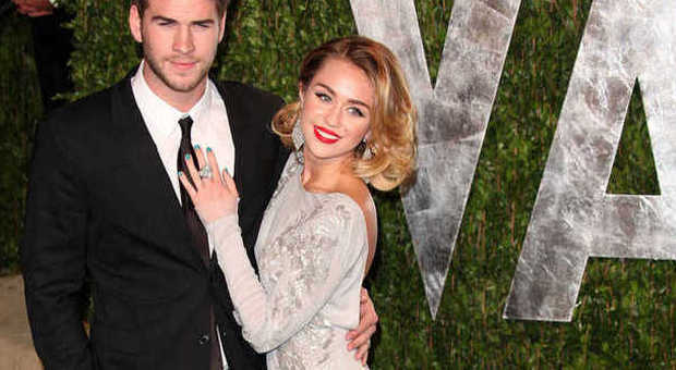 Miley Cyrus, dichiarazione in tv all'ex Liam Hemsworth: "Noi ci amiamo ancora"