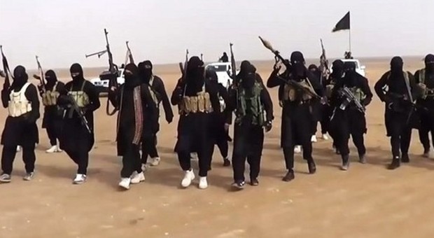 Isis cambia strategia: «Non andate più in Siria, jihad ora è in Europa»