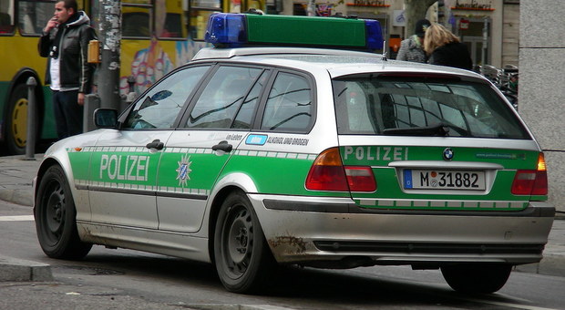Auto contro pedoni a Monaco di Baviera, ci sono feriti. Per gli inquirenti è «attacco mirato»