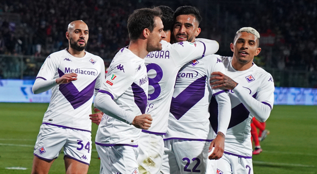 Coppa Italia, la Fiorentina ipoteca la finale: Cremonese battuta 2-0