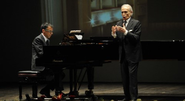 Josè Carreras con il pianista Lorenzo Bavaj