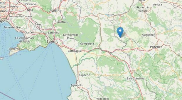 Terremoto di 3.8 a Salerno: «Sentito anche in Basilicata». L'epicentro a Ricigliano. Altra scossa (di 2.5) in Garfagnana