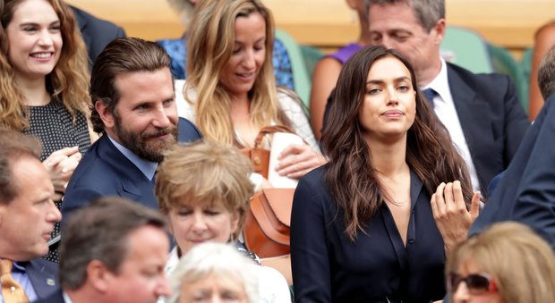 Irina Shayk e Bradley Cooper, lite a Wimbledon