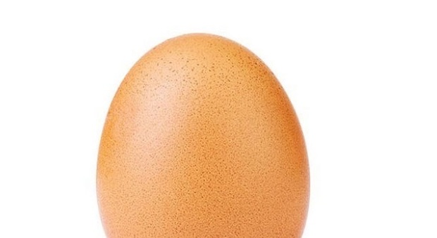 Questo uovo ha il record di like su Instagram: battuto il post di Kilye Genner