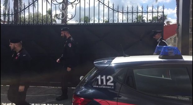 Roma, controlli a tappeto tra Ciampino e Morena: 15 automobilisti multati, la metà erano Casamonica