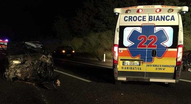Carambola mortale in autostrada Scontro tra 7 auto, muore 62enne