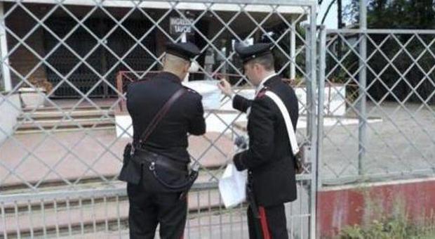 I carabinieri mettono i sigilli al Secret