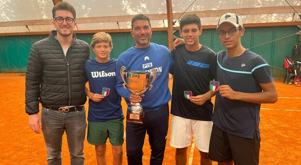 New Tennis Poseidon Torre del Greco vince campionato a squadre U14