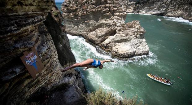 Red Bull Cliff Diving World Series: Hunt e Iffland trionfatori anche a Beirut