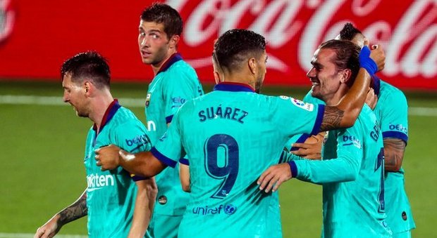 Barcellona, 4-1 al Villarreal: Setien vince e allontana le ombre