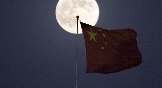 Cina, scomparsa da due anni era in carcere per spionaggio: imprenditrice rimpatriata negli Stati Uniti