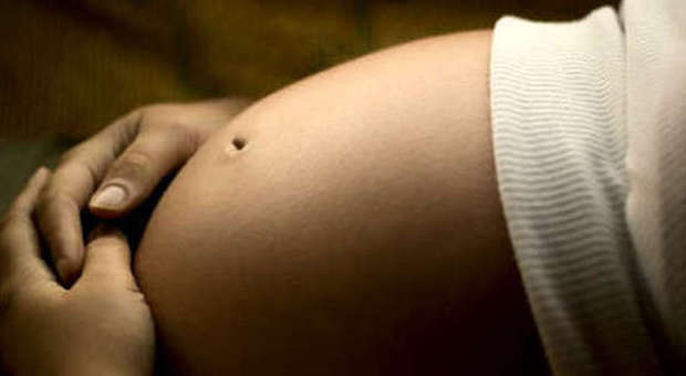Scambio di embrioni al Pertini di Roma una donna incinta di un'altra coppia