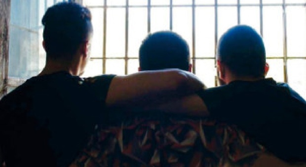 «Nel carcere minorile di Airola» detenuti sorpresi a fumare spinelli