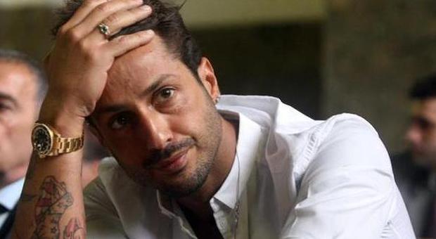 "Fabrizio Corona depresso e dimagrito in carcere", le sue condizioni preoccupano l'antiracket