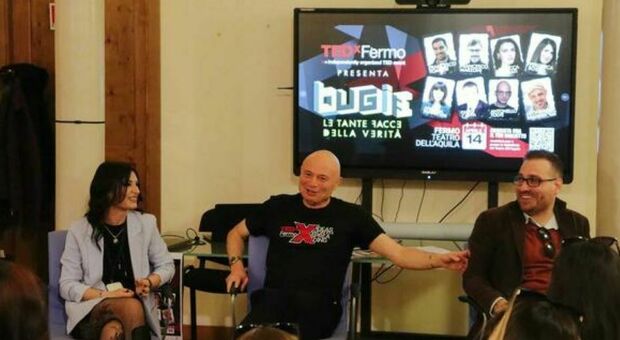 Da Pannitteri a Cappa e il comico Manera: ritorna Tedx, l’evento che scopre le bugie