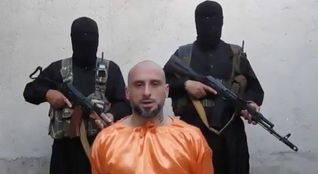 «Non ce la faccio più, mi uccideranno», il video dell'appello di Alessandro Sandrini rapito da jihadisti