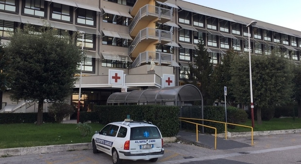 Allarme nel Napoletano: sospetto caso di tubercolosi, trasferiti i pazienti del pronto soccorso