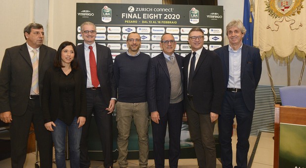 Il sindaco Matteo Ricci e gli ospiti intervenuti a Pesaro per la presentazione della Zurich Connect Final Eight
