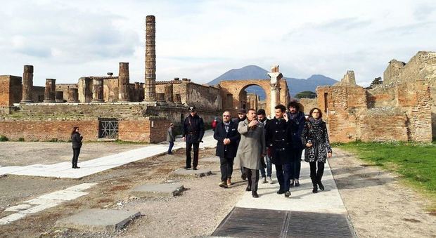 Pompei, visita a sorpresa del sottosegretario Gozi