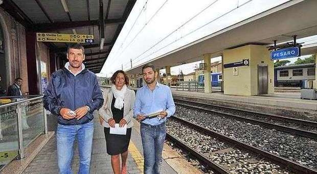 Pesaro, degrado e mancanza di servizi Stazione del treno, minoranze all'attacco