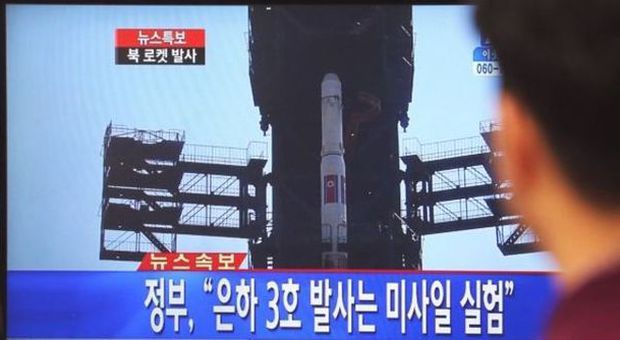 Corea del Nord prepara lancio nucleare nei giorni in cui Obama sarà in Oriente