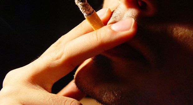 Sigarette più care dal 1° gennaio. Scende l'imposta sulle e-cig