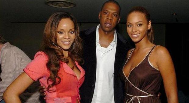 Rihanna, Jay-Z e Beyoncé (musicamodavita.blogspot.com)