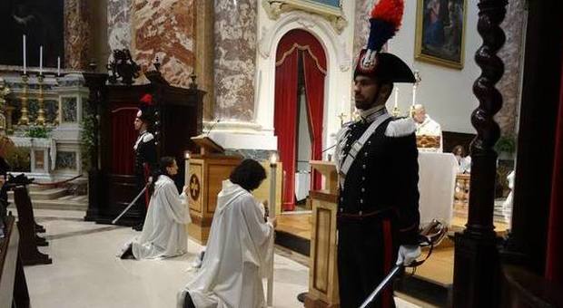 Macerata, l'Arma celebra la Virgo Fidelis Una messa con il vescovo Marconi