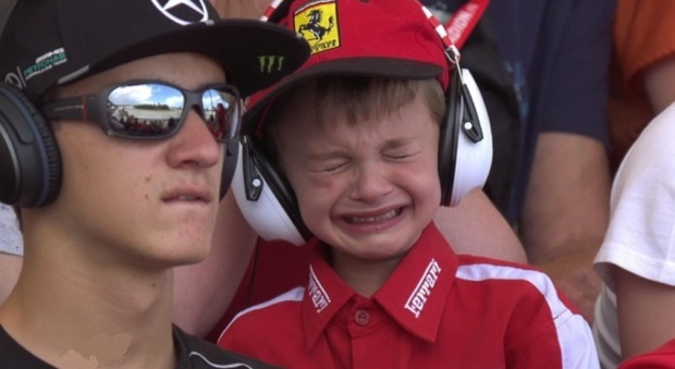 Formula 1, il piccolo Thomas entra nel cuore di Raikkonen