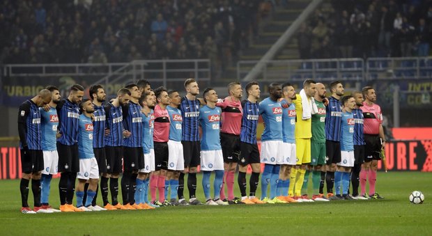 Inter-Napoli, vergogna San Siro: «Lavali col fuoco» dopo il ricordo di Astori