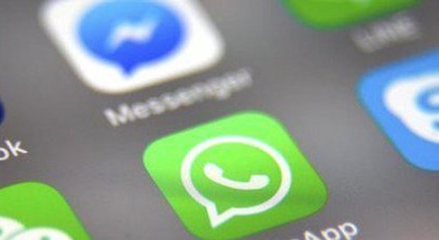 Da Facebook a Whatsapp: 3 ore di tilt in mezzo mondo